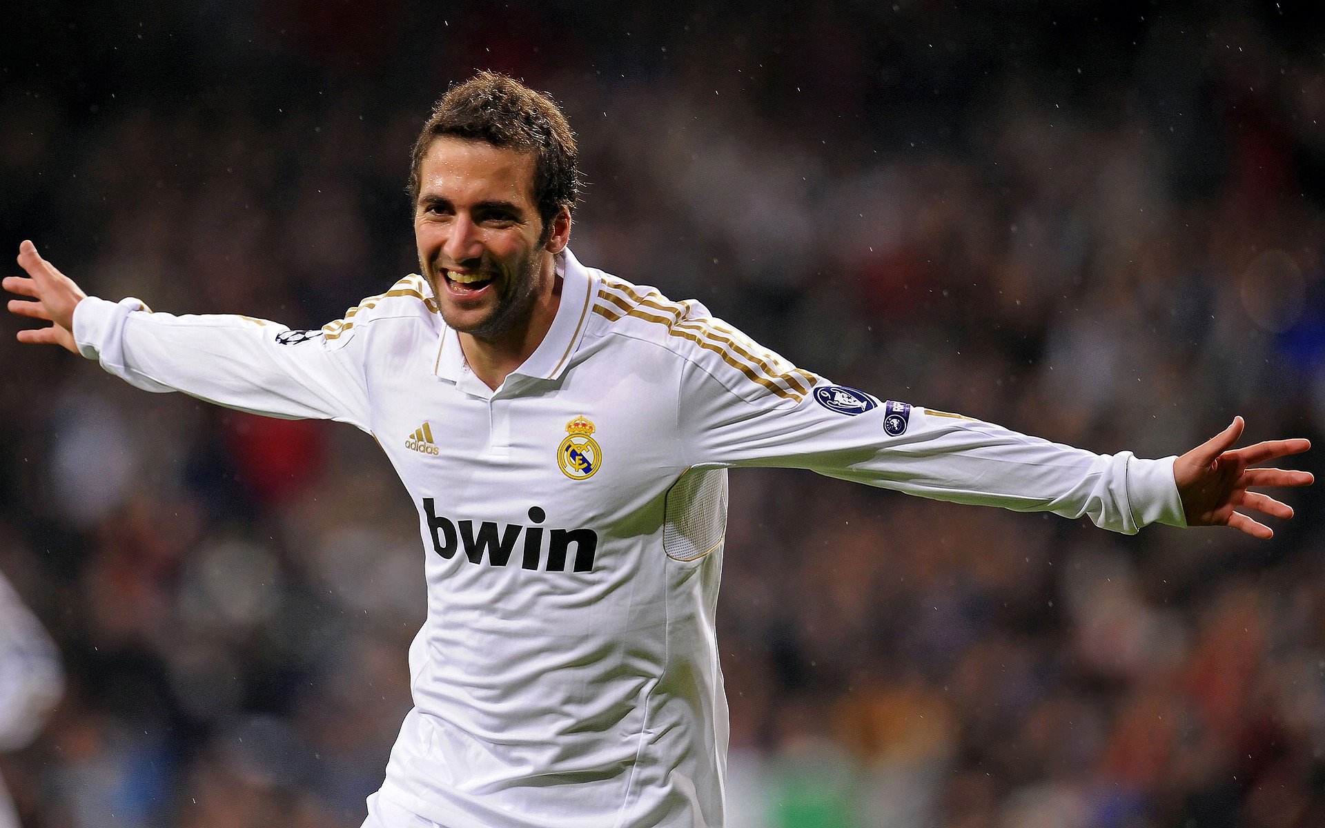 恩多比·恩乔：南非队的技术与战术核心，关键时刻屡屡出色表现