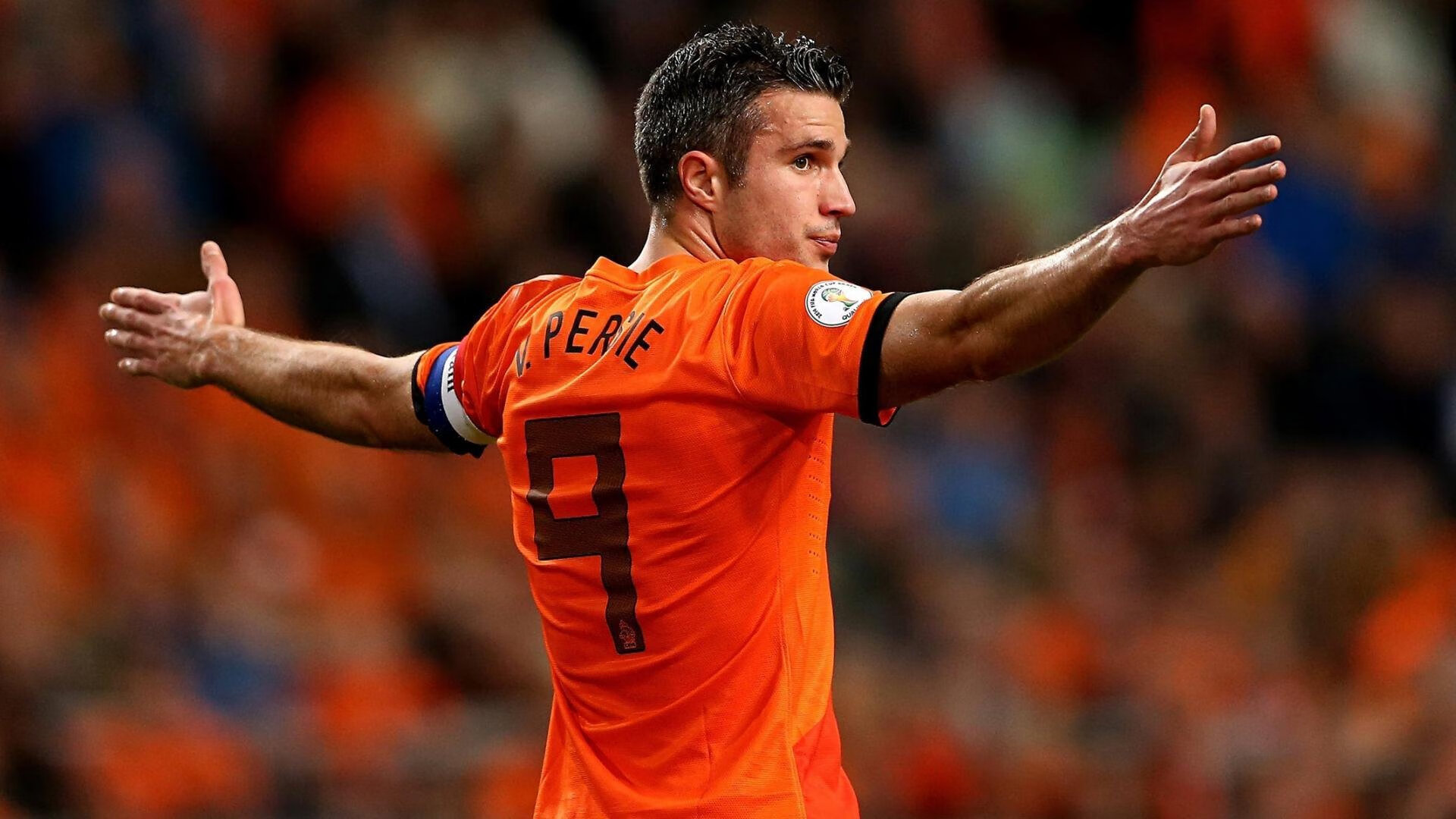 哈兰德喝牛奶梗再升级，英超传奇怒怼：这跟成功半毛钱关系没有